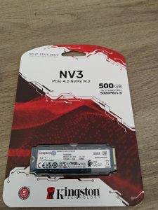 Kingston NV3 500GB M.2 NVMe SSD Mökkiseriffit tietokonekorjaus ja nopea tallennusratkaisu